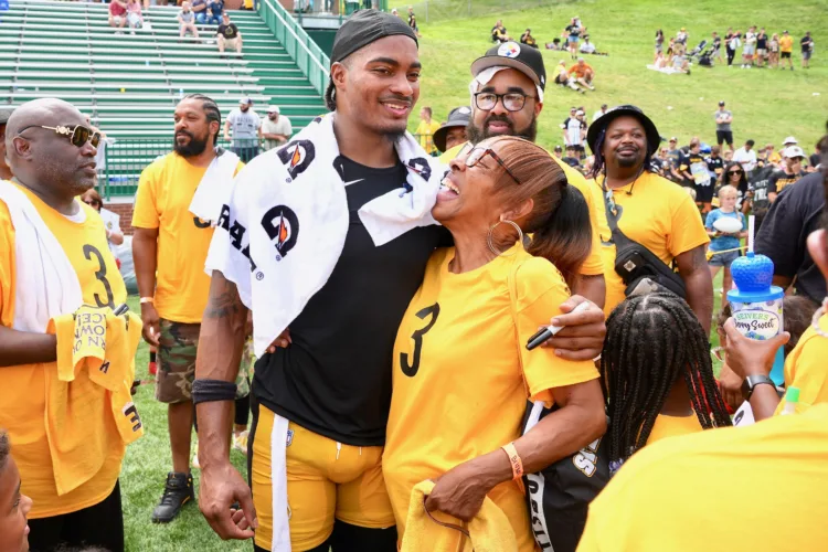 Coincidence brought Steelers safety back home